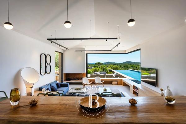 Sainte-Lucie-de-Porto-Vecchio, Villa 5 Chambres -  300 m² à vendre