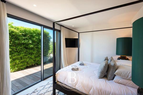 Sainte-Lucie-de-Porto-Vecchio, Villa 5 Chambres -  300 m² à vendre