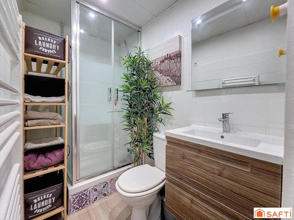 Duplex lumineux avec charme de l’ancien et beau potentiel