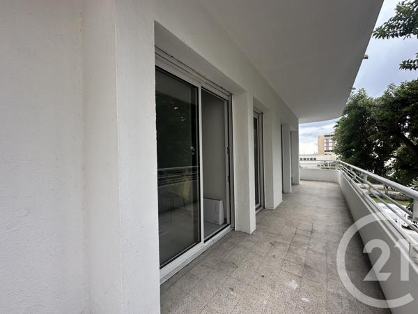 Appartement F5 à vendre  5 pièces - 82,35 m2 TOULON - 83