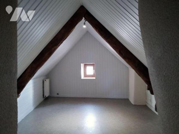 A VENDRE - A LARAMIERE (46260 - LOT) : Une maison d'habitation d'une superficie d'environ 65m² ...