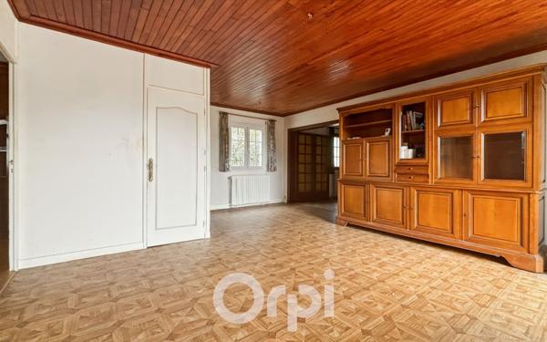 Maison à vendre    4 pièces • 73,90 m2 Saint-Priest-Taurion