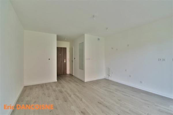 A louer T2 avec jardin, terrasse, et stationnement sécurisé