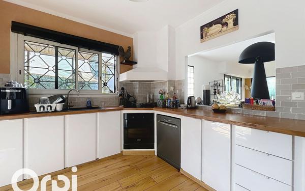 Maison à vendre    4 pièces • 128 m2 Villeneuve-Loubet