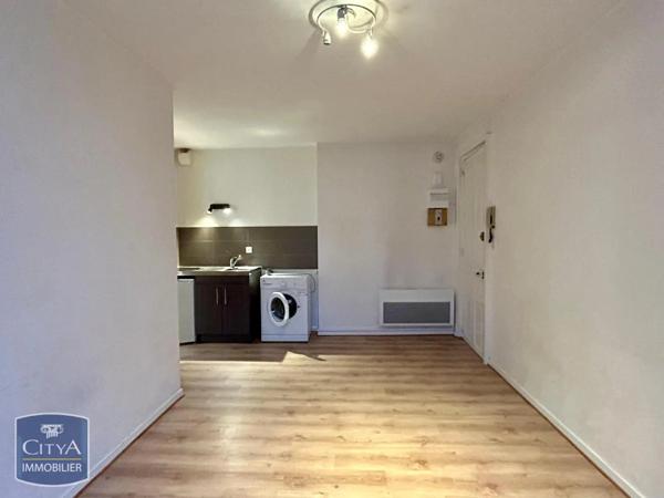 Appartement à louer 2 pièces 28.96m² Poitiers (86000)