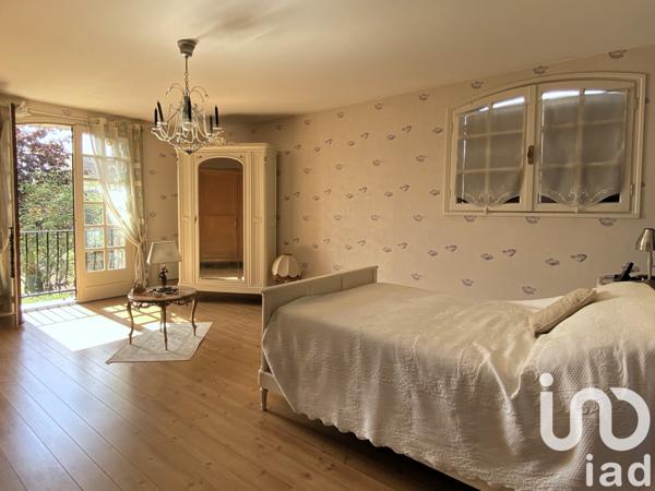 Maison à vendre 7 pièces 230 m² Angoulême