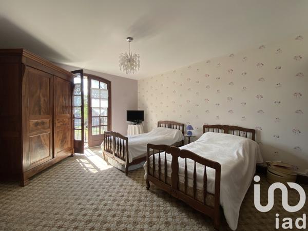 Maison à vendre 7 pièces 230 m² Angoulême