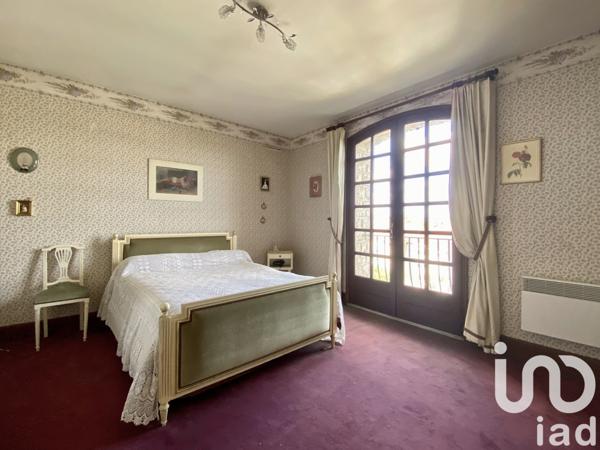 Maison à vendre 7 pièces 230 m² Angoulême
