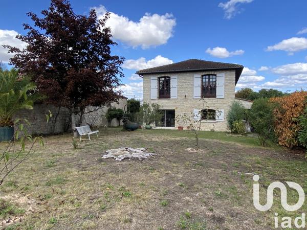 Maison à vendre 7 pièces 230 m² Angoulême