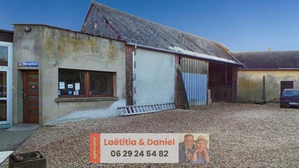 Ensemble immobilier avec maison d'habitation et 450 m² d'Atelier