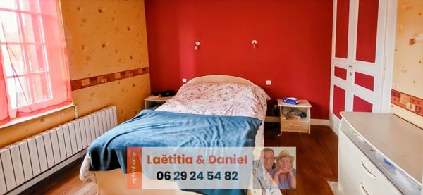 Ensemble immobilier avec maison d'habitation et 450 m² d'Atelier