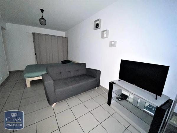Appartement à louer 1 pièce 25.07m² Agen (47000)