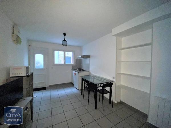 Appartement à louer 1 pièce 25.07m² Agen (47000)