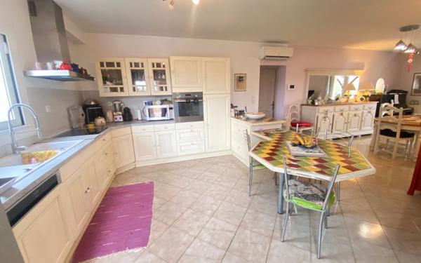 Maison à vendre    4 pièces •  Montauban