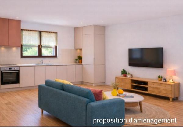 Maison 50 m² à réhabiliter intégralement avec jardin piscinable