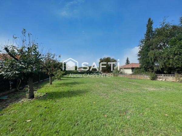 Terrain à bâtir de qualité à Saint-Médard-en-Jalles