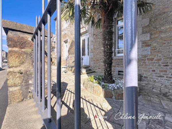 Maison à AVRANCHES, 50300 - 8 pièces 174m²