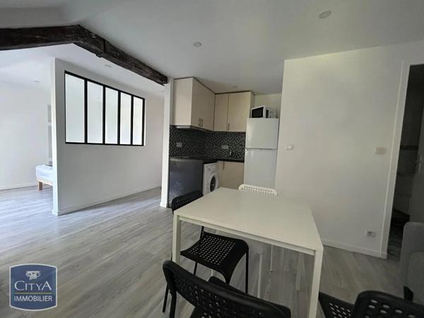 Appartement à louer 1 pièce 27.07m²