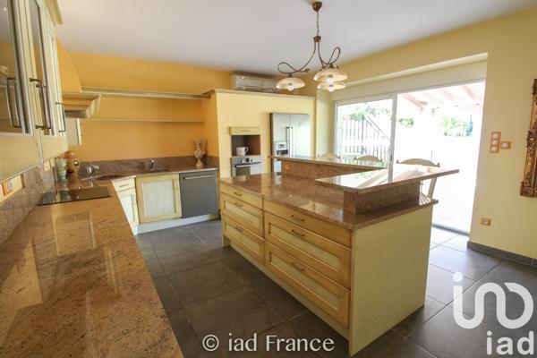 Maison à vendre 9 pièces 230 m² Alès