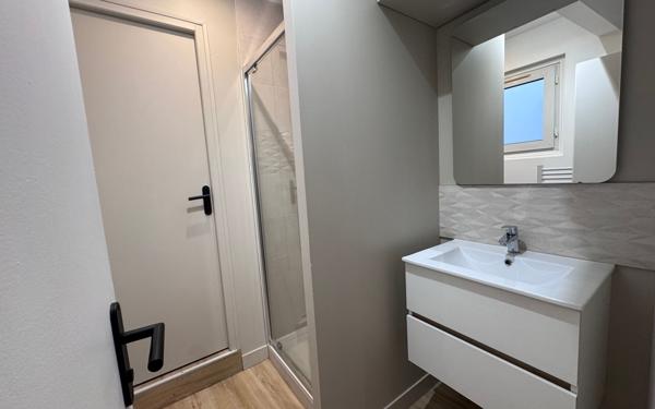 Appartement à louer    21,68 m2 La Rochelle