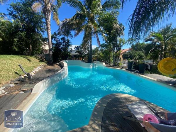 Maison à louer 4 pièces 84.99m² La Possession (97419)