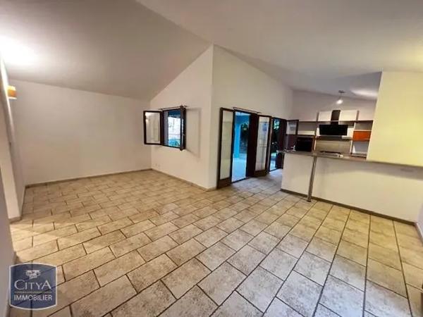 Maison à louer 4 pièces 84.99m² La Possession (97419)