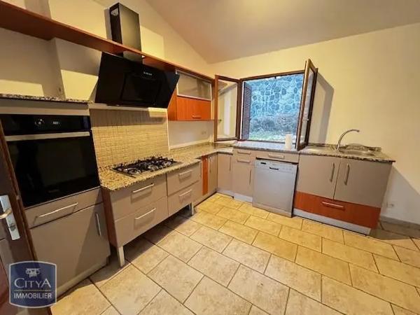 Maison à louer 4 pièces 84.99m² La Possession (97419)