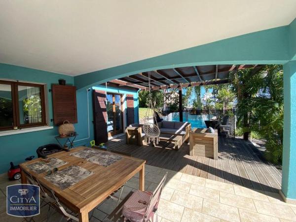 Maison à louer 4 pièces 84.99m² La Possession (97419)