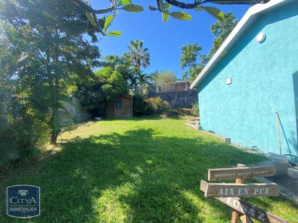 Maison à louer 4 pièces 84.99m² La Possession (97419)