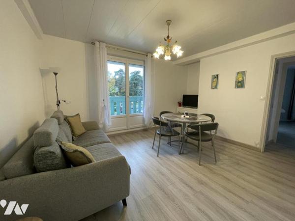 BAGNOLES DE L'ORNE, appt T2 rénové, parking et ascenseur, pour investissement locatif ou habitation 