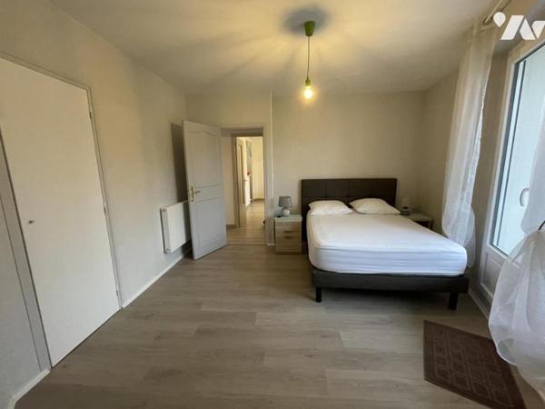 BAGNOLES DE L'ORNE, appt T2 rénové, parking et ascenseur, pour investissement locatif ou habitation 