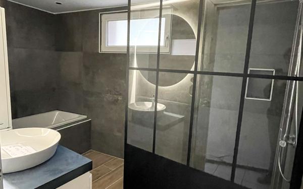 Appartement à vendre    4 pièces • 135 m2 Hurtigheim