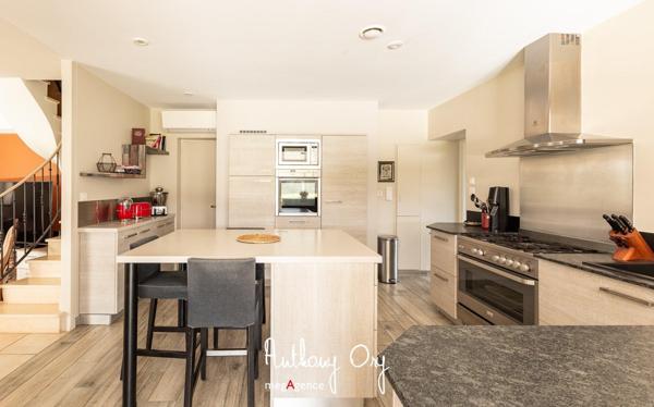 Maison à Vire Normandie, 14500 - 7 pièces 187m²