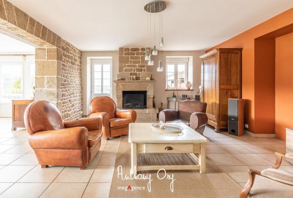 Maison à Vire Normandie, 14500 - 7 pièces 187m²