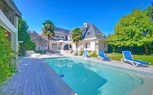 Maison à vendre    10 pièces •  Boissise-le-Roi