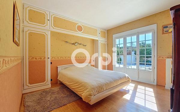 Maison à vendre    10 pièces •  Boissise-le-Roi