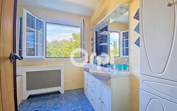 Maison à vendre    10 pièces •  Boissise-le-Roi