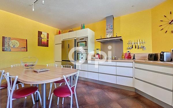 Maison à vendre    10 pièces •  Boissise-le-Roi