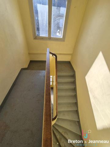 Immeuble à Lassay Les Chateaux