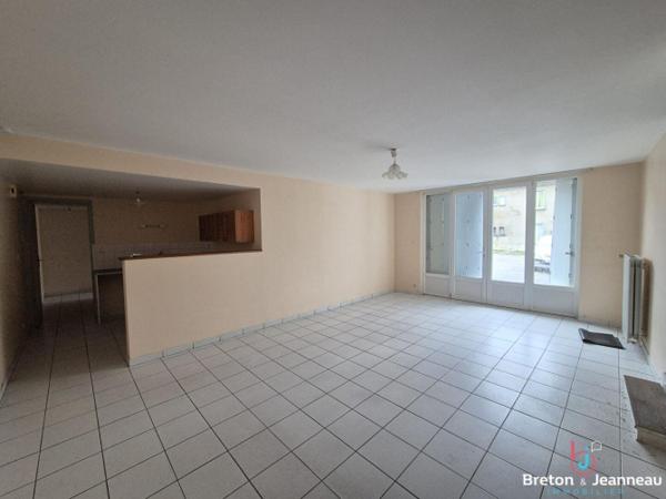 Immeuble à Lassay Les Chateaux