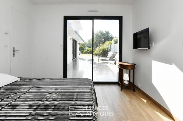 Unique à la vente – Elégante villa d’architecte aux portes de l’océan