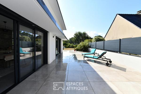 Unique à la vente – Elégante villa d’architecte aux portes de l’océan