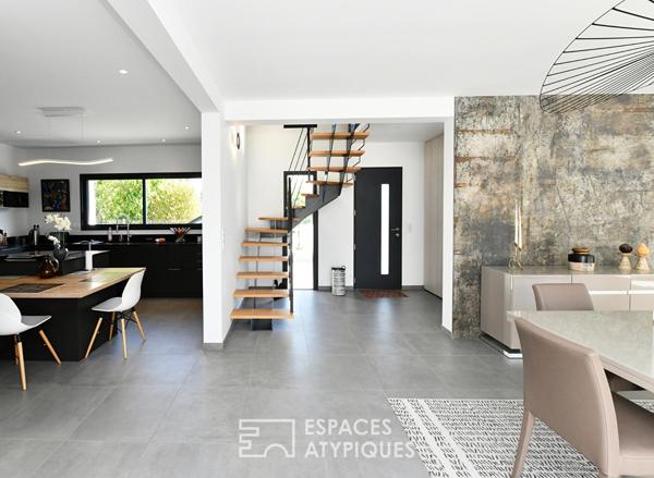 Unique à la vente – Elégante villa d’architecte aux portes de l’océan