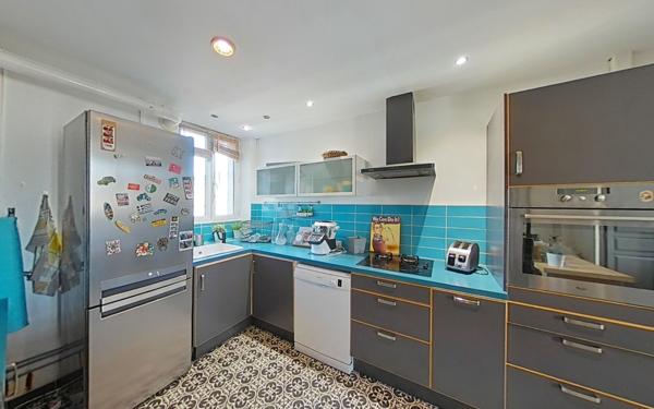 Appartement à vendre    4 pièces • 120 m2 Valence