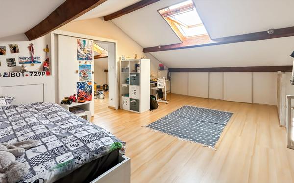 Appartement à vendre    4 pièces • 120 m2 Valence