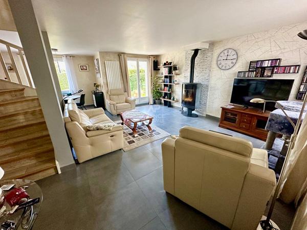 Maison Vernouillet 6 pièce(s) 120 m2 €519 000 ** - Référence 1092