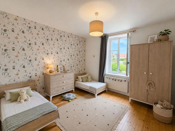 Magnifique propriété en pierres avec gîte, dépendances et potentiel équestre