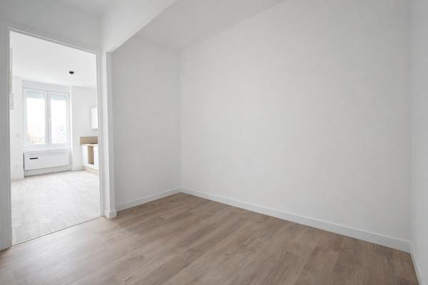 Gratte-Ciel – Petit appartement T3 traversant Est/Ouest rénové – Petite copropriété – Rue Édouard Vaillant Villeurbanne (69100)