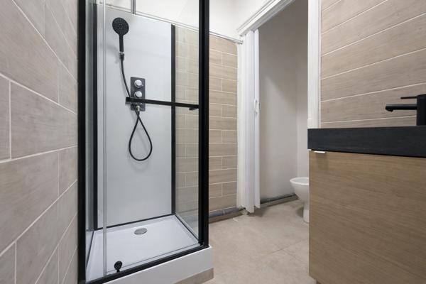 Gratte-Ciel – Petit appartement T3 traversant Est/Ouest rénové – Petite copropriété – Rue Édouard Vaillant Villeurbanne (69100)