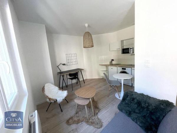 Appartement à louer 1 pièce 27m²